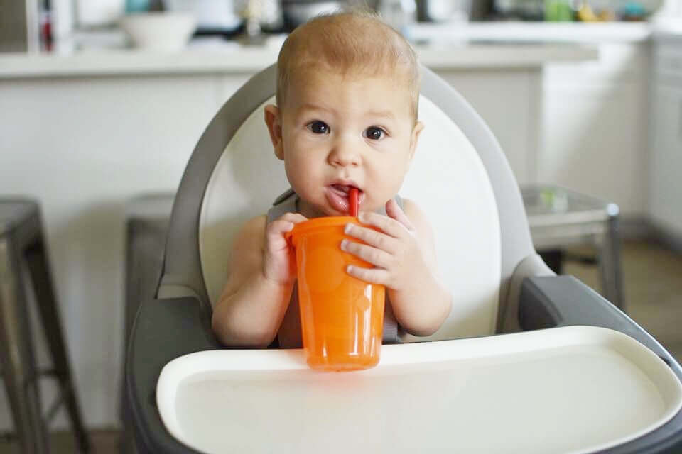 Why it's important for babies and toddlers to use an open cup! — Tiny  Talkers